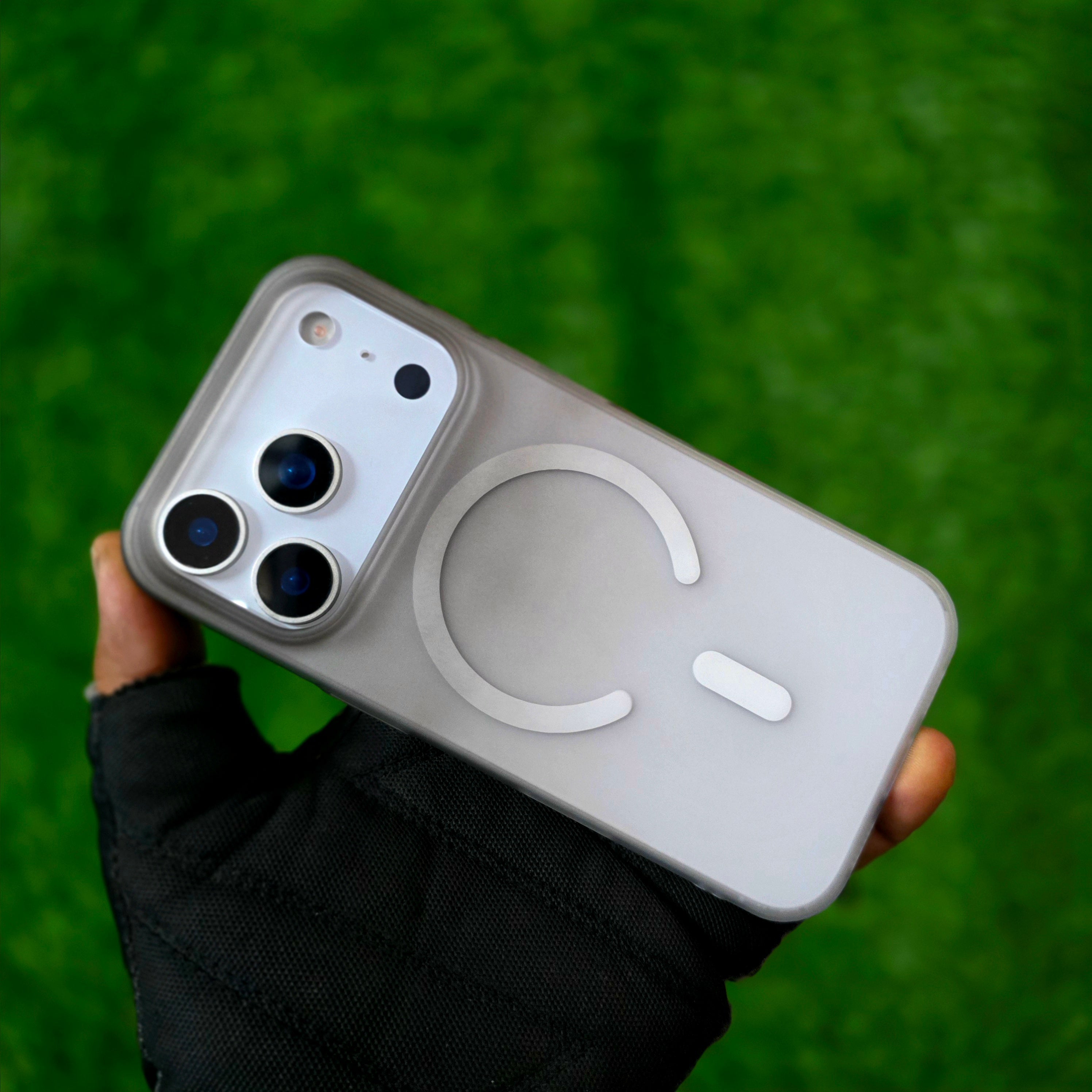 iPhone 17 Pro Dual Color Shade Matte Finish Smoke Cover with Magsafe - Black